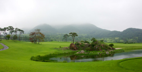 Fényűző golfozás Jeju-szigetén és Szöul-ban