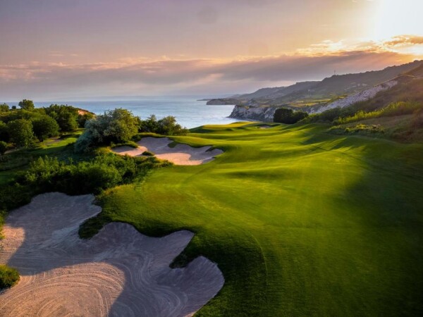 Gary Player tervezésű Thracian Cliffs golfpálya
